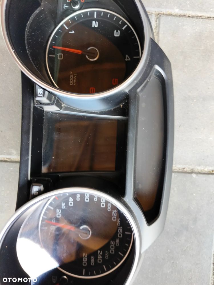 Licznik, zegar Audi A5 lift 3,0 tdi - 3