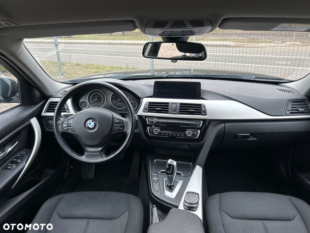 BMW Seria 3 - 8