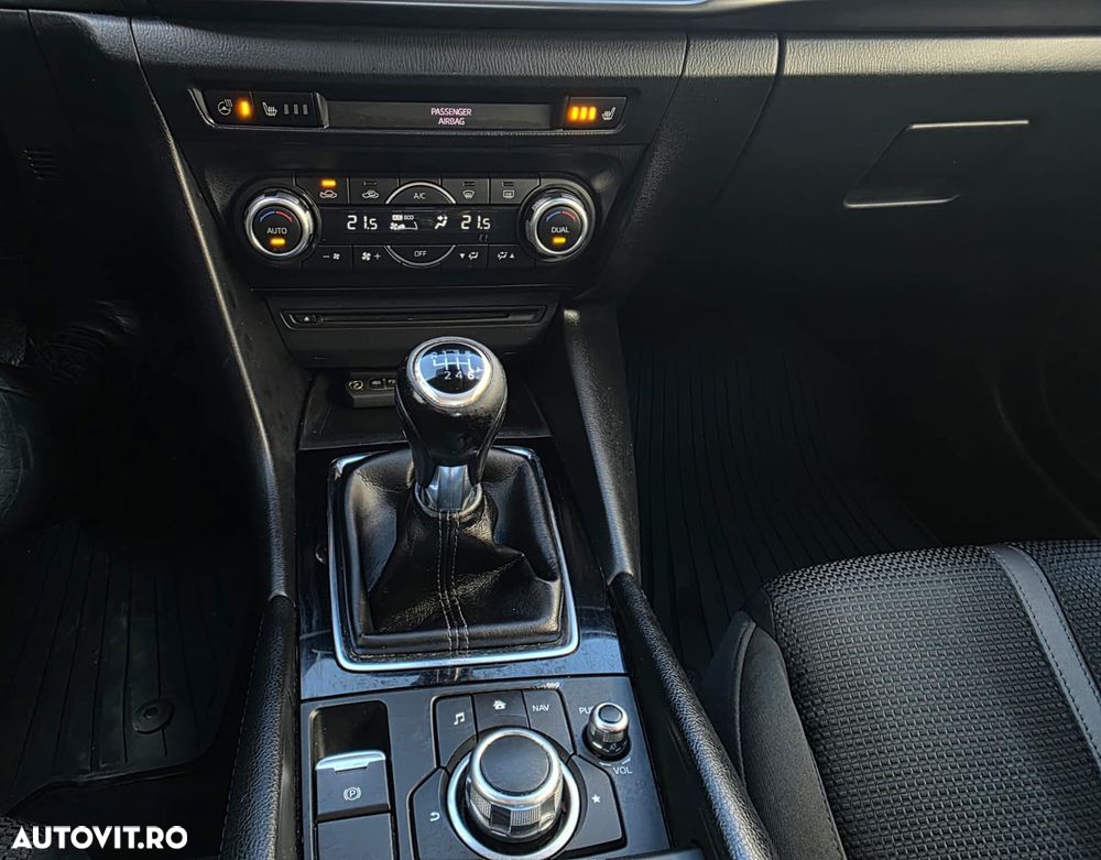 Mazda 3 G120 Revolution - 7