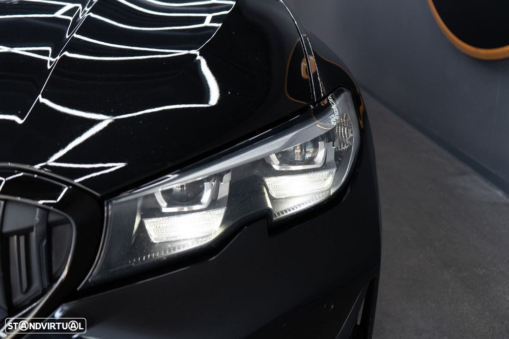 BMW 318 d Aut. Sport Line - 16