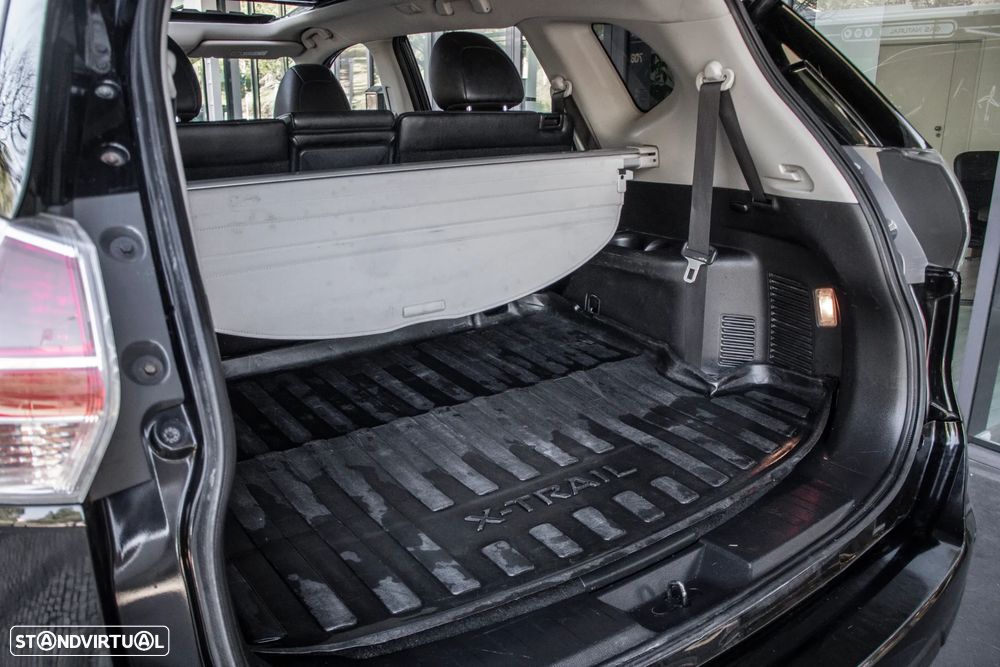 Nissan X-Trail 1.6 dCi N-Connecta - 28