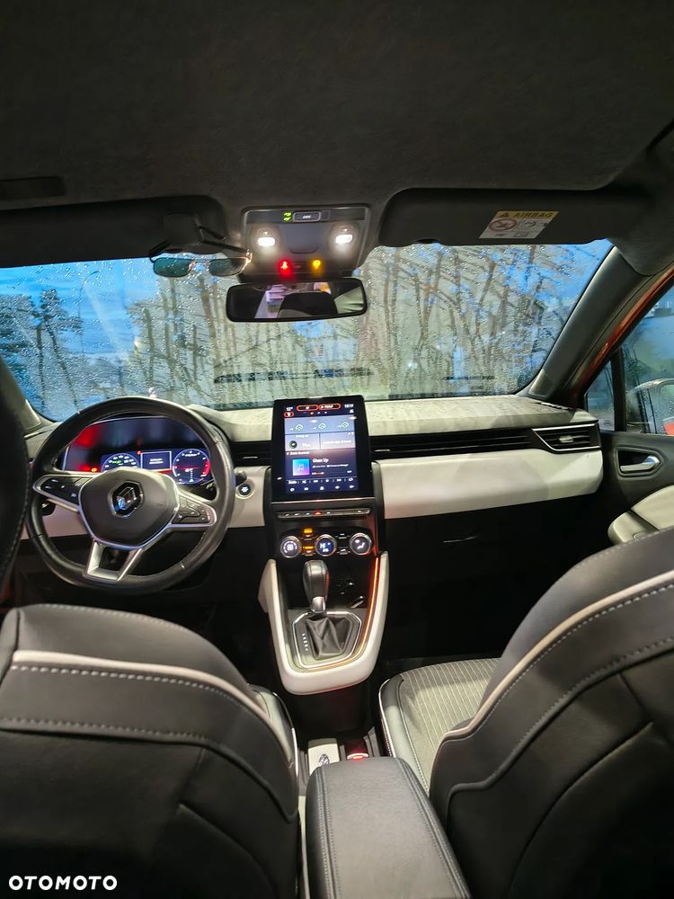Renault Clio - 10