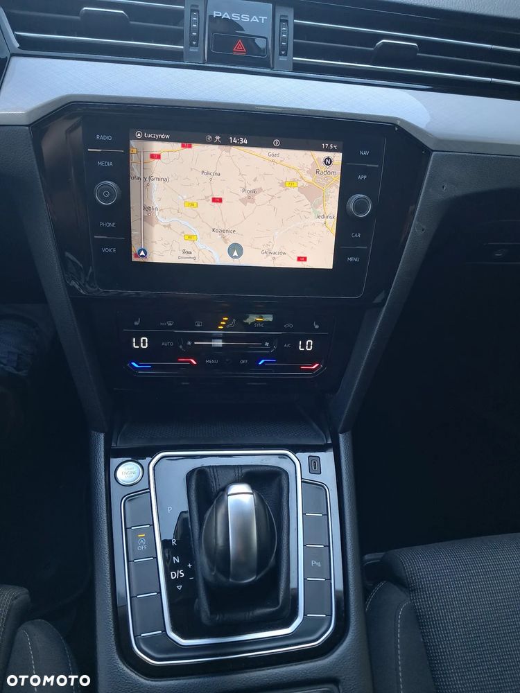 Volkswagen Passat 2.0 TDI SCR DSG Business - 12