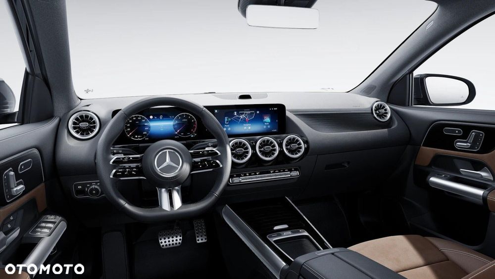 Mercedes-Benz GLA 200 4-Matic AMG Line - 9