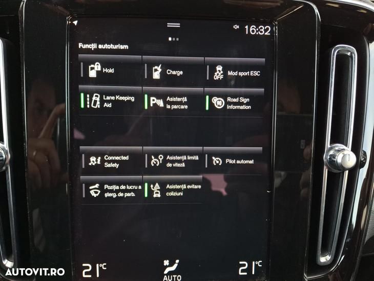 Volvo XC 40 T4 Recharge DKG Plus Dark - 23