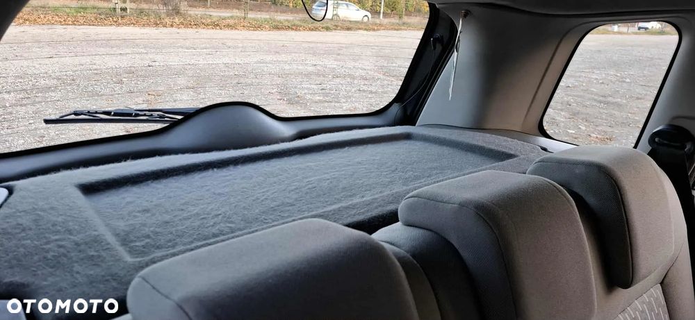 Ford Fusion 1.4 Ambiente - 21