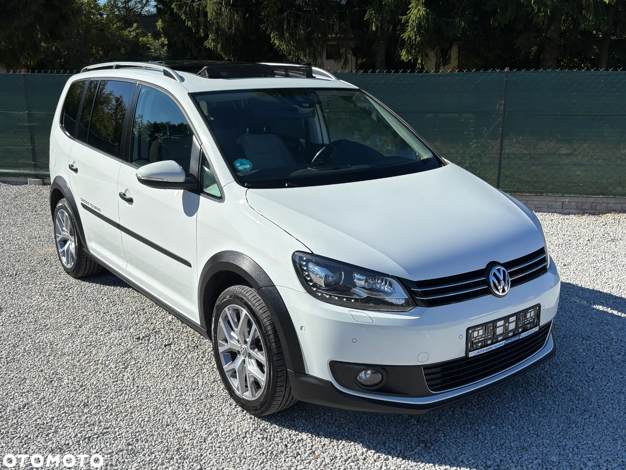 Volkswagen Touran 2.0 TDI DPF DSG Cross - 19
