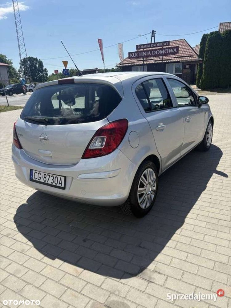 Opel Corsa - 3
