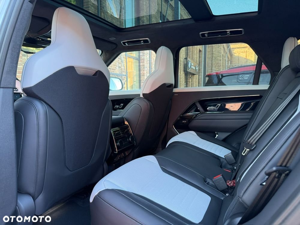 Land Rover Range Rover Sport S 4.4 V8 P635 mHEV SV - 10
