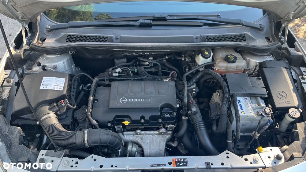 Opel Astra 1.4 T Sport - 9