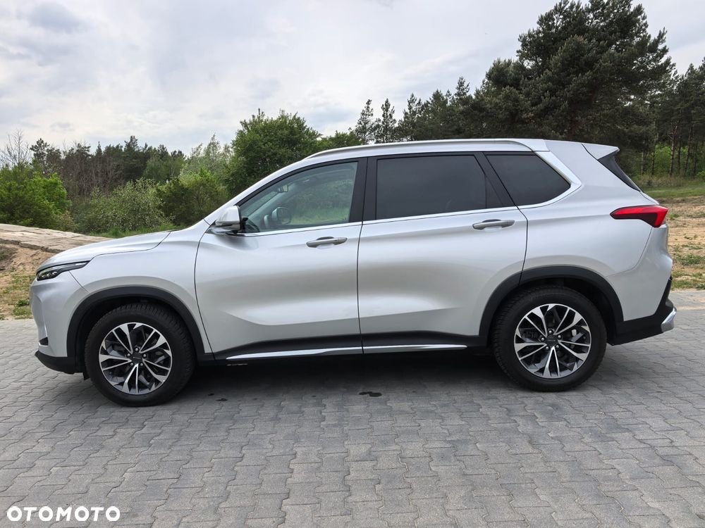 Maxus Euniq 6 - 8