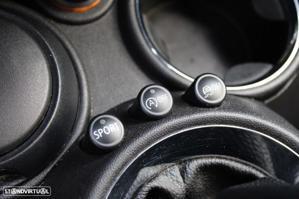 MINI 3 Portas Cooper SD - 17