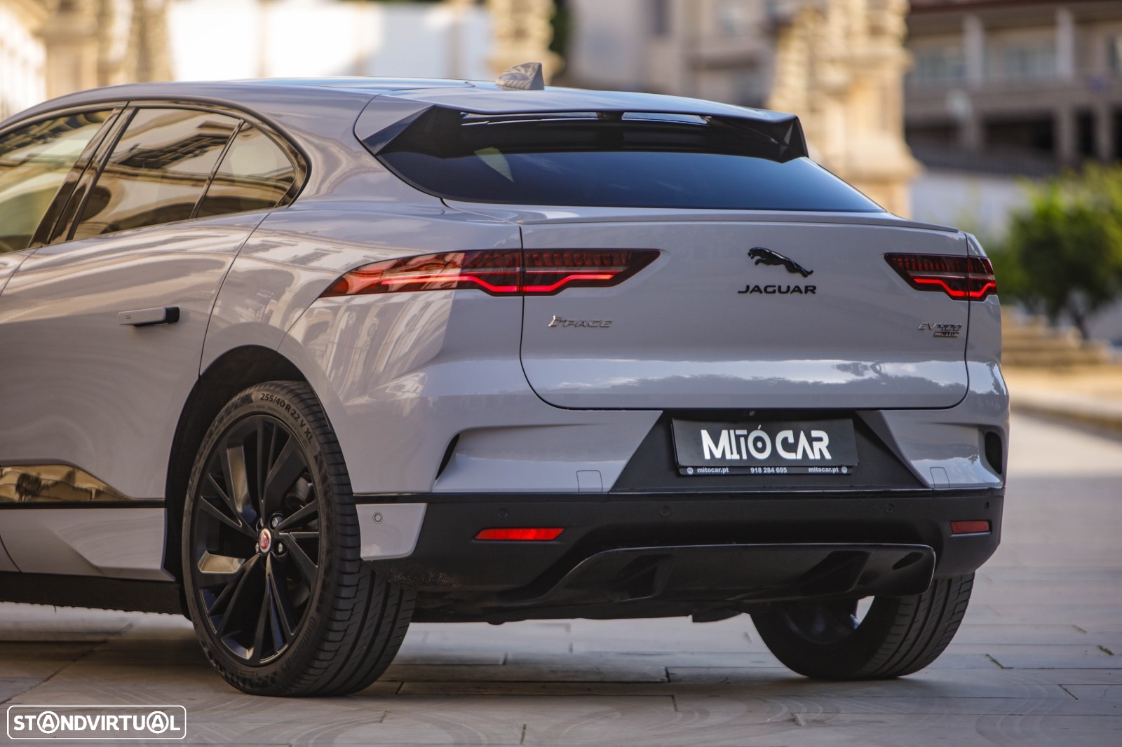 Jaguar I-Pace EV400 AWD R-DYNAMIC HSE - 27