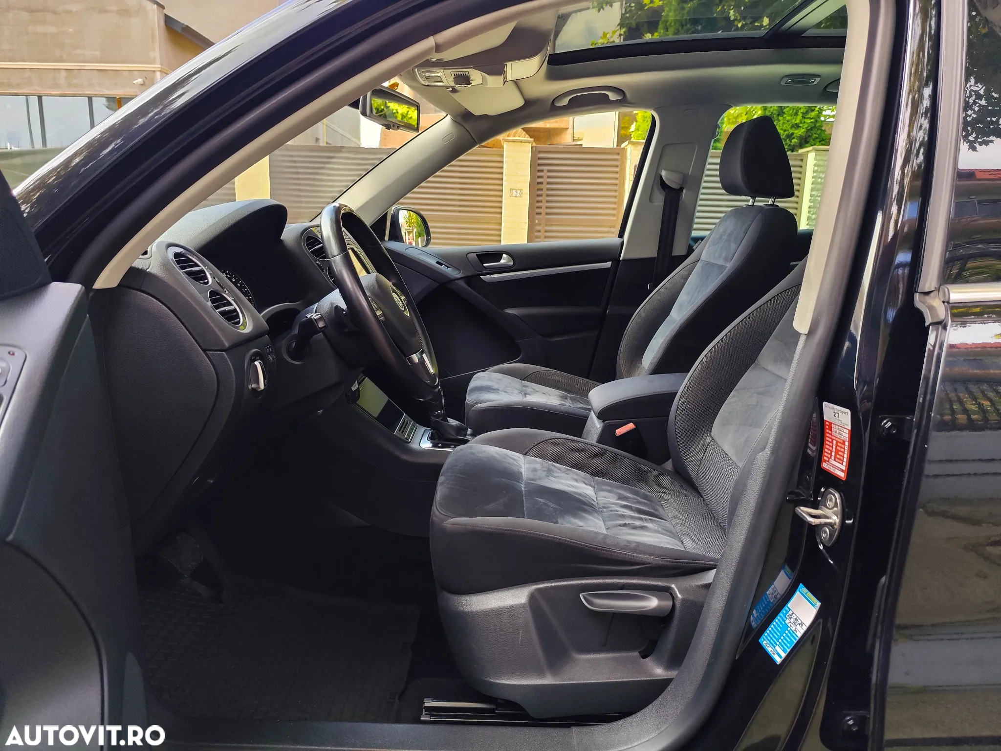 Volkswagen Tiguan 2.0 TDI 4Motion DSG Sport & Style - 21