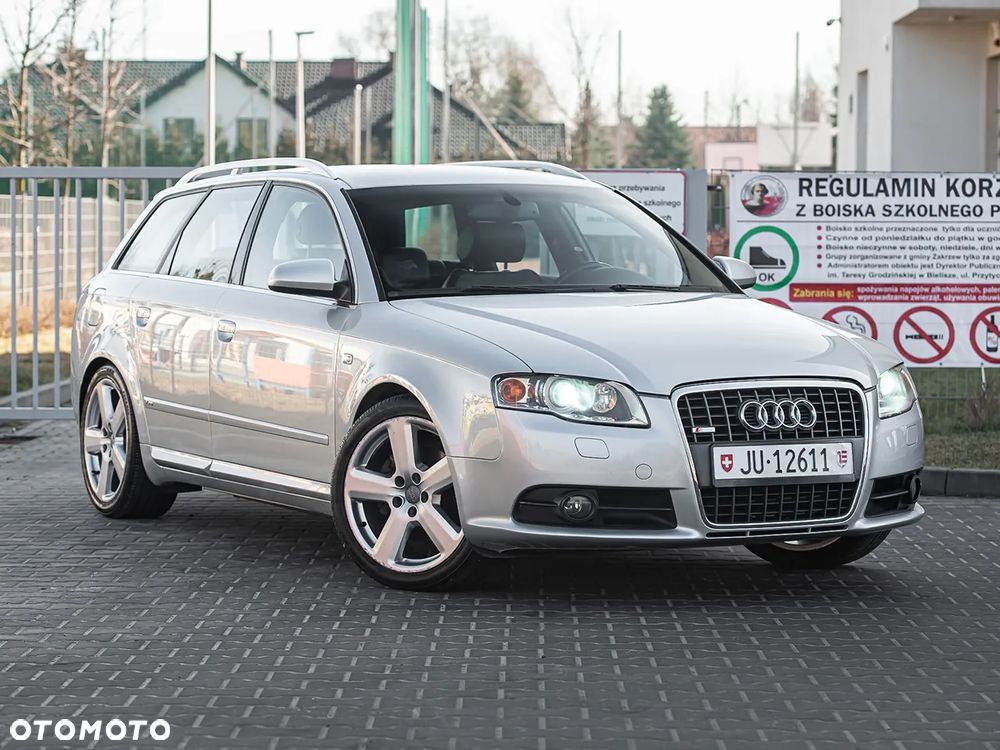 Audi A4 Avant - 1