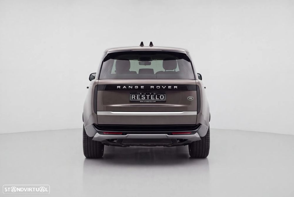 Land Rover Range Rover 3.0 P440e LWB First Edition - 3