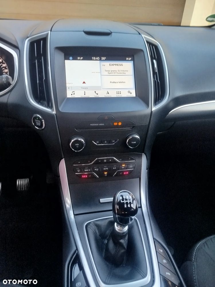 Ford Galaxy 2.0 TDCi Titanium - 17