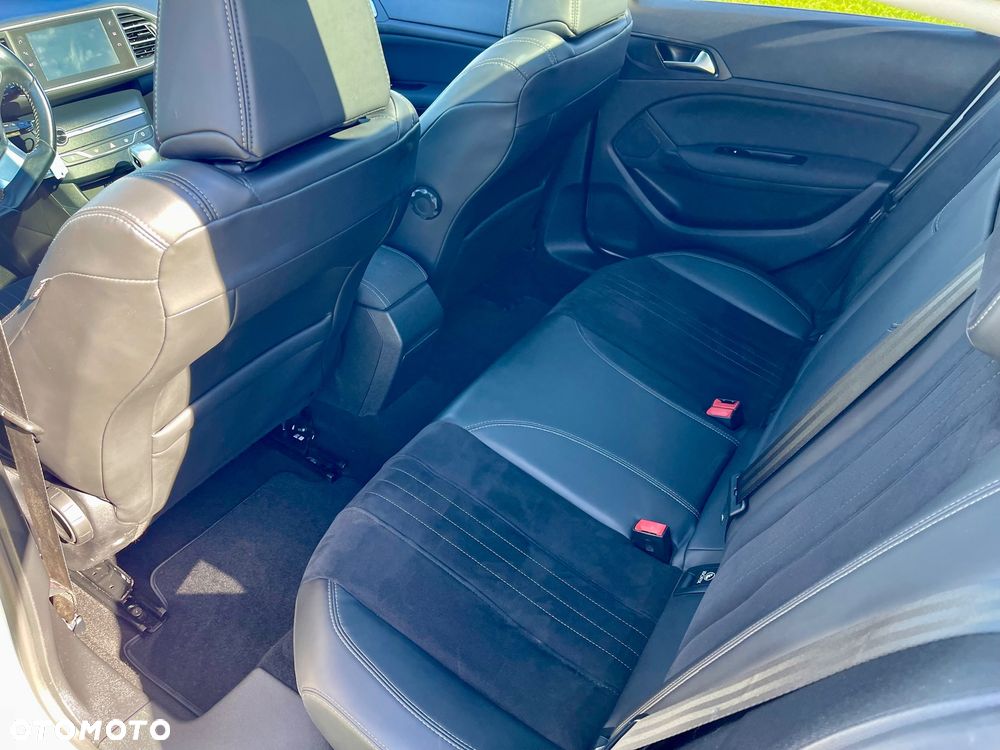 Peugeot 308 1.5 BlueHDi Allure S&S - 29