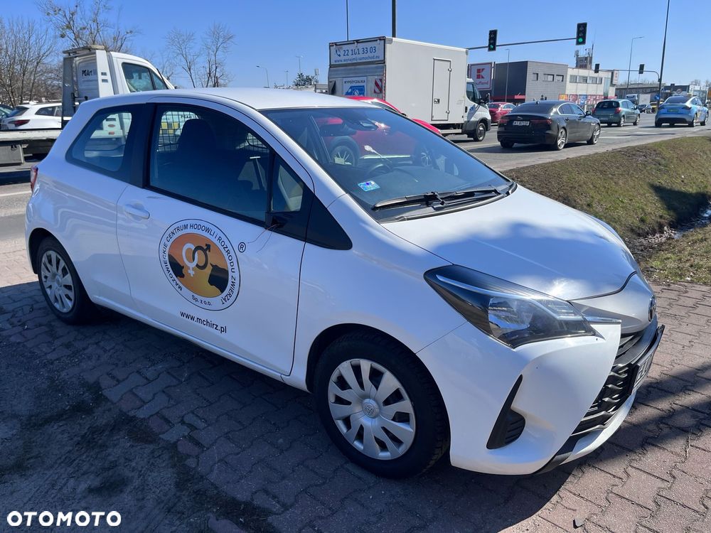 Toyota Yaris 1.0 Premium - 19