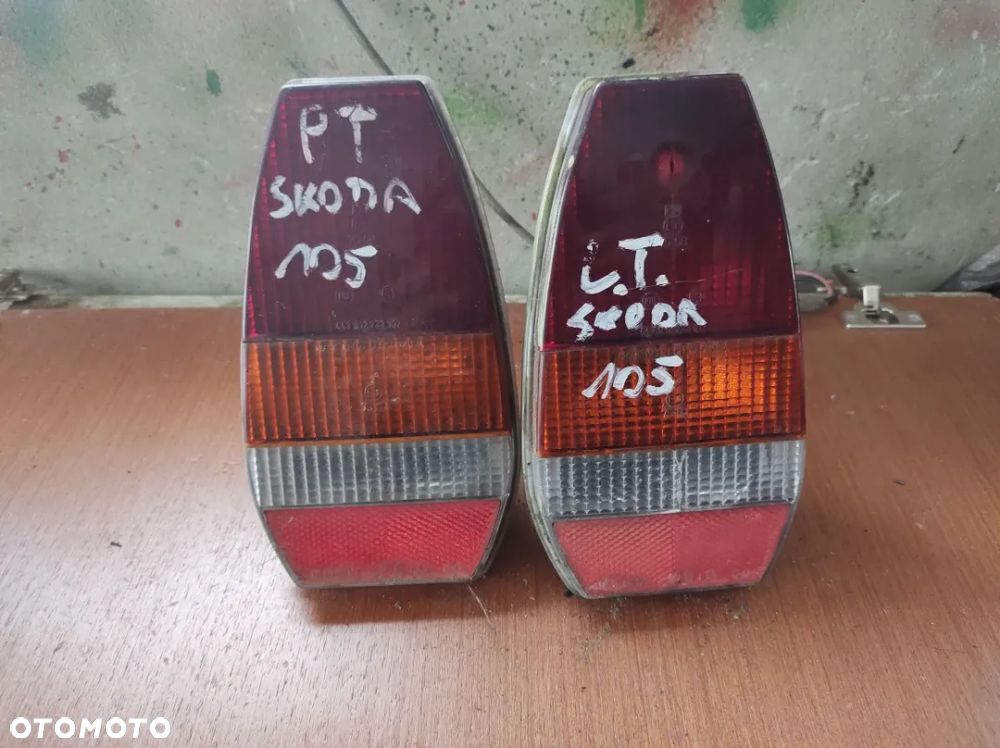 Skoda 105 120 135 105L lampa tył prawa lewa - 1