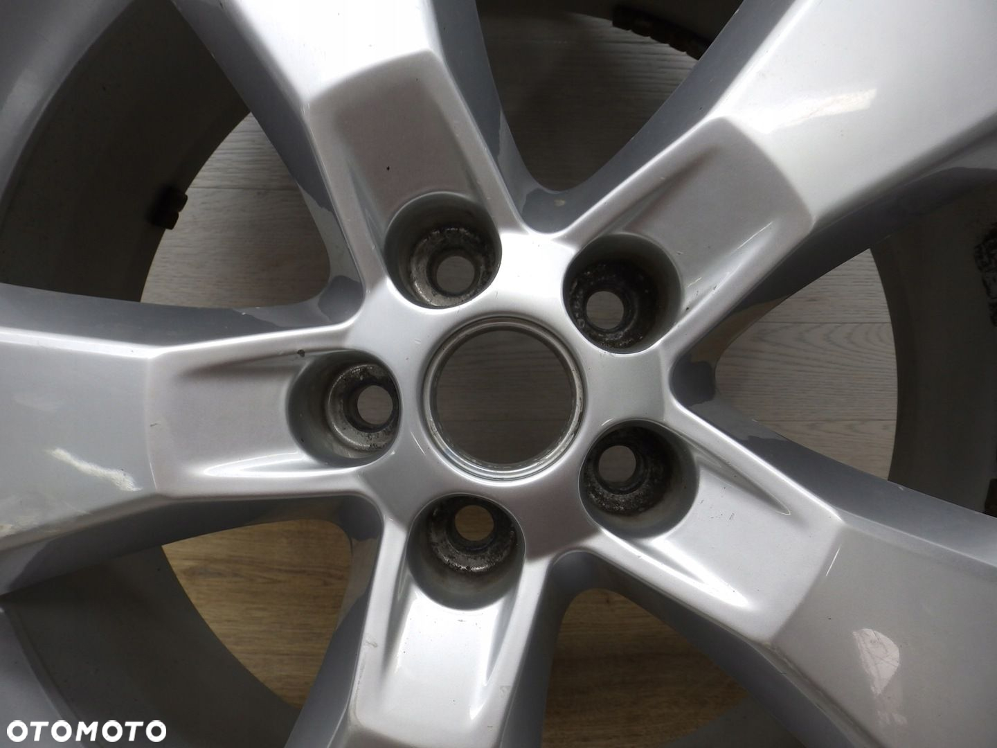 Felga Chevrolet Trax Opel Mokka 18x7.0J Et38 5x105 - 2