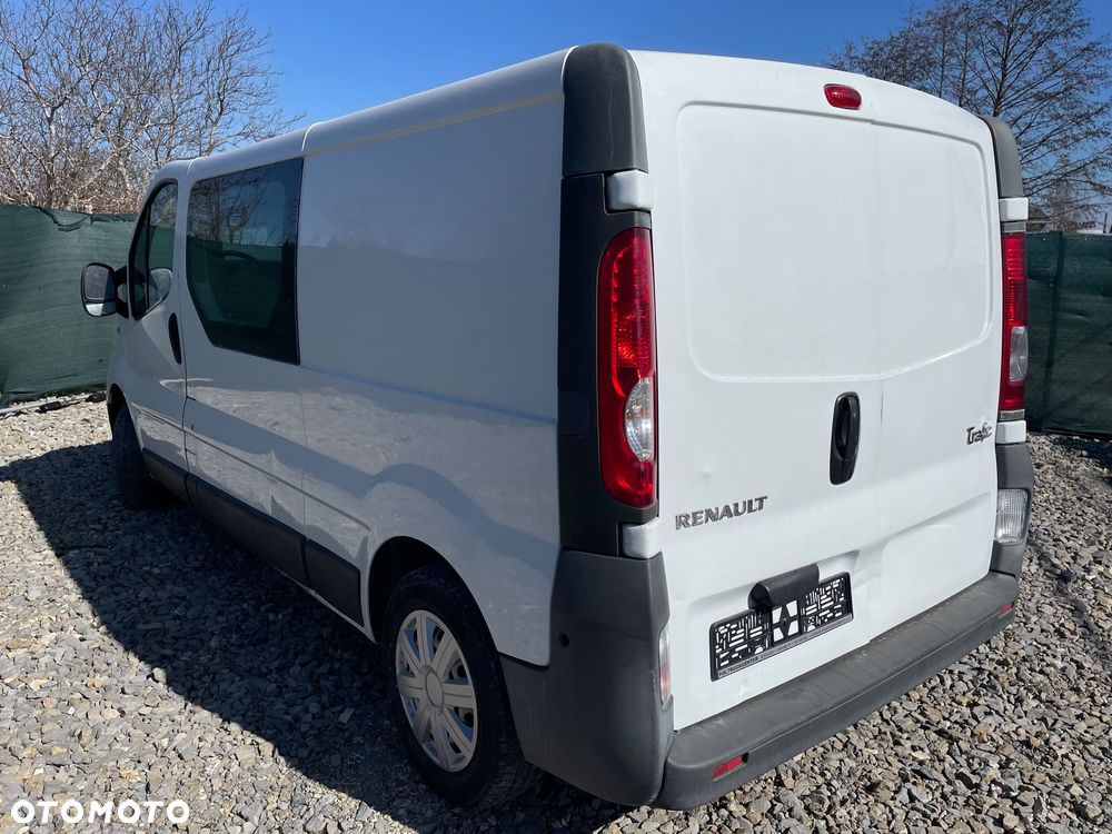 Renault Trafic - 18