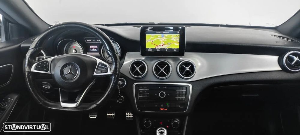 Mercedes-Benz CLA 180 d Shooting Brake AMG Line - 9