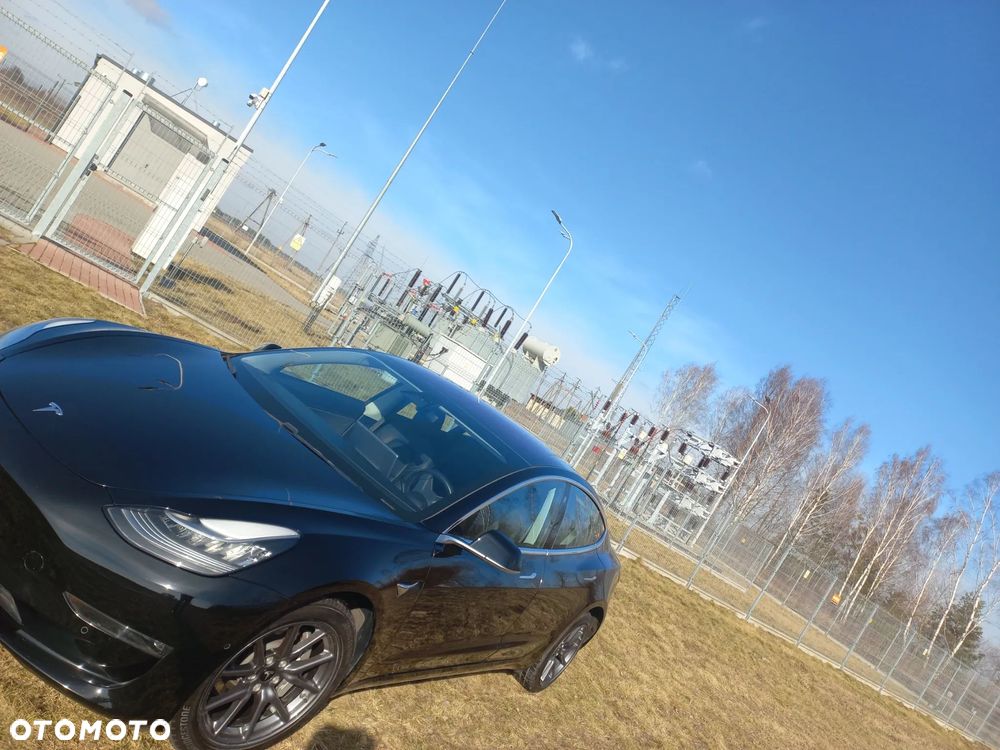 Tesla Model 3 Long Range RWD - 3