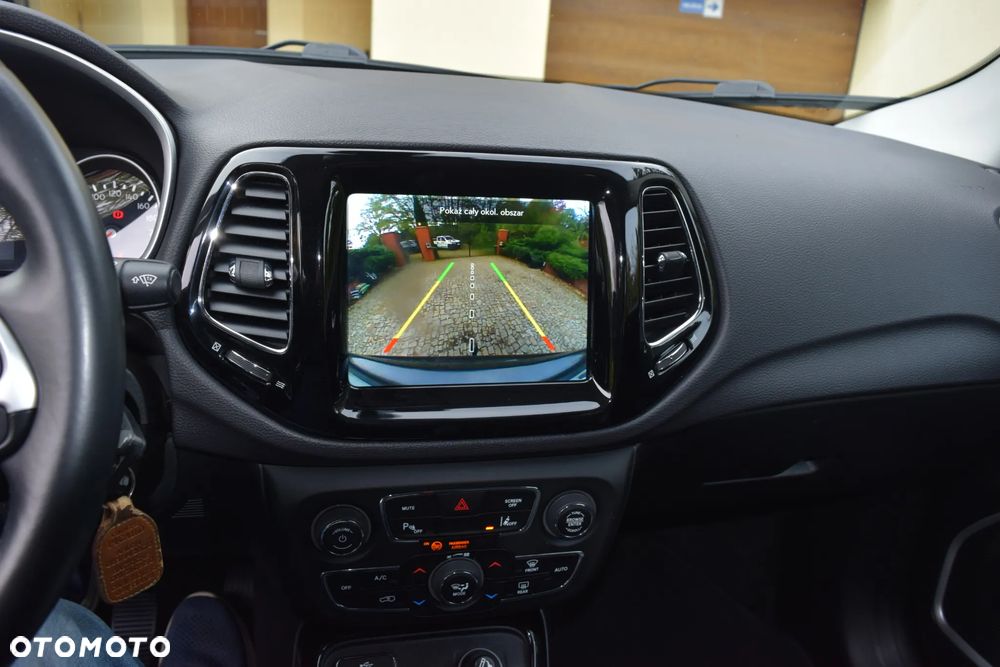 Jeep Compass 1.4 TMair Night Eagle FWD S&S - 17