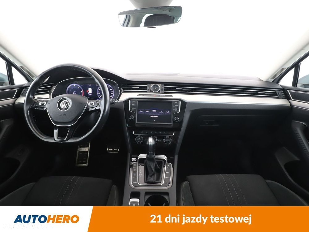 Volkswagen Passat Alltrack - 11