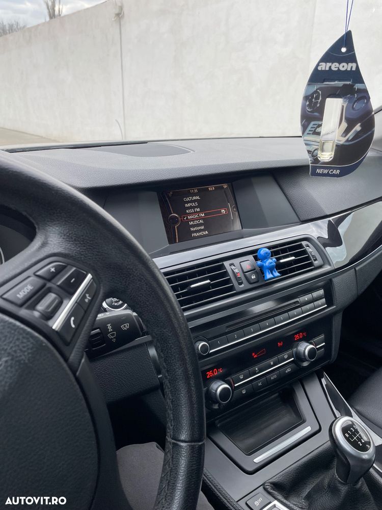 BMW Seria 5 520d - 12