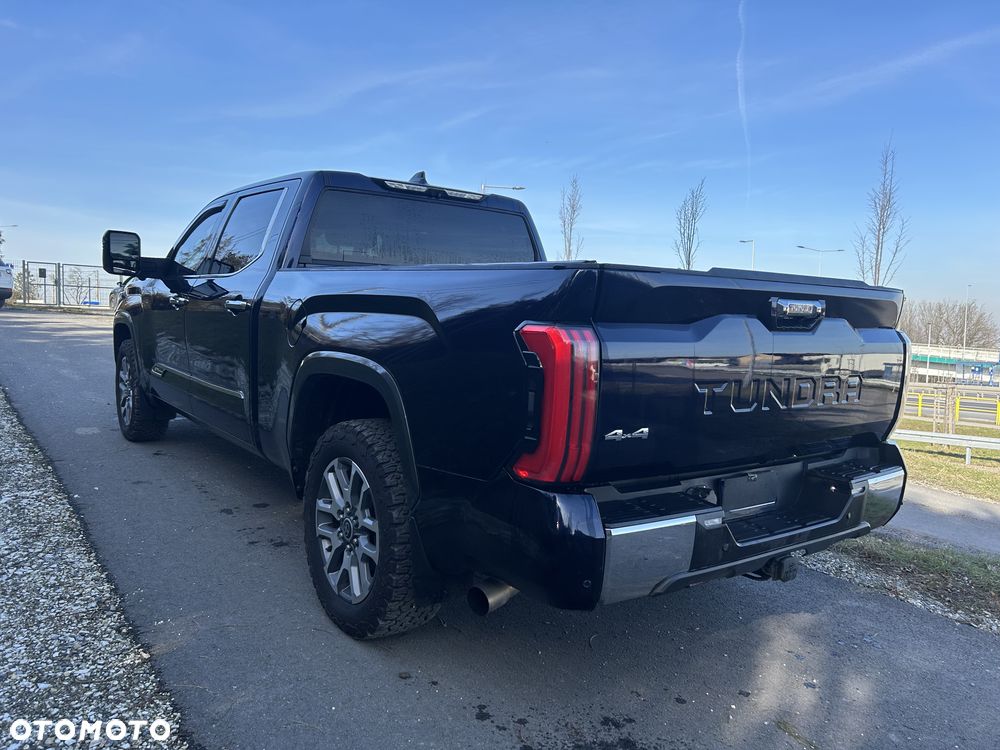Toyota Tundra - 4