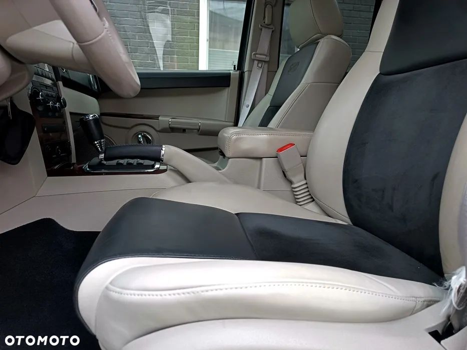 Jeep Commander 3.0 CRD DPF Automatik Overland - 17