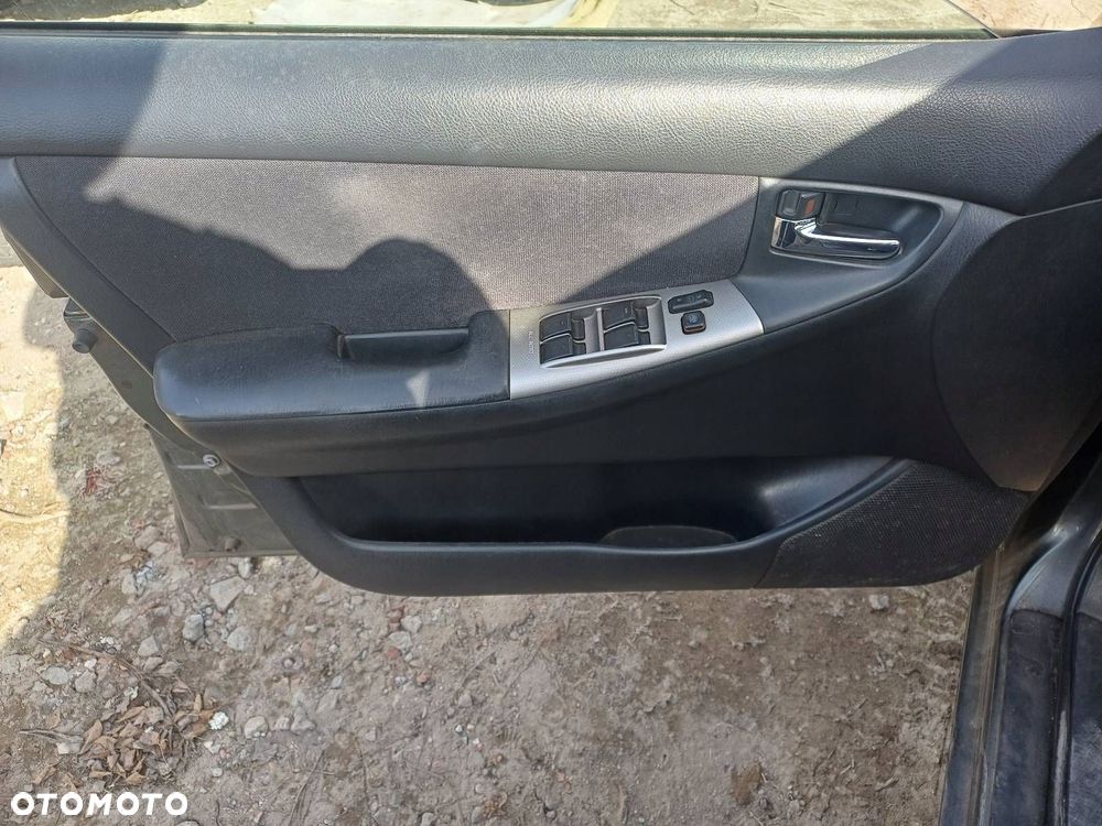 FOTELE KOMPLET LEWY PRAWY KANAPA TYŁ + BOCZKI TOYOTA COROLLA E12 KOMBI - 2