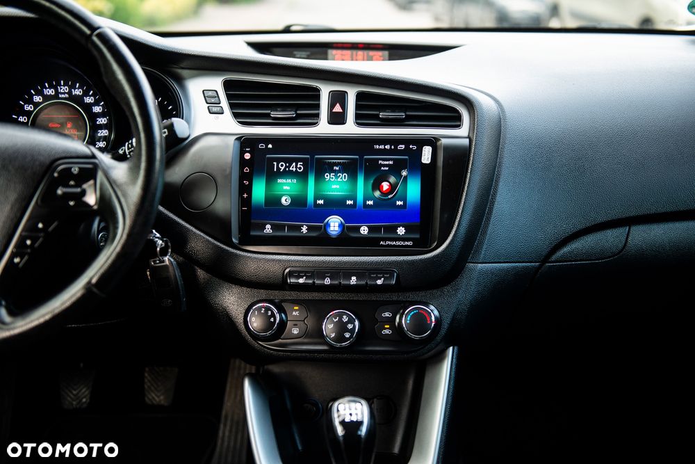 Kia Ceed 1.4 CVVT Vision - 34