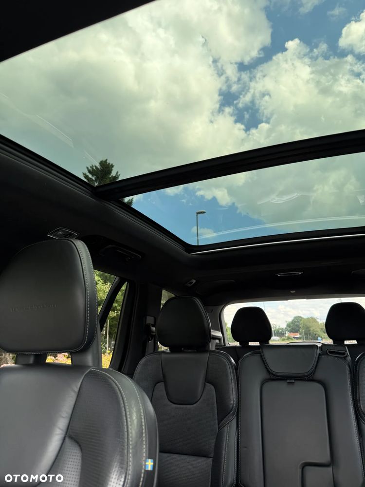 Volvo XC 90 - 18