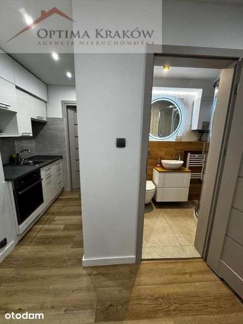 2 pokoje/39 m2/balkon/po remoncie/ul.Miechowity.