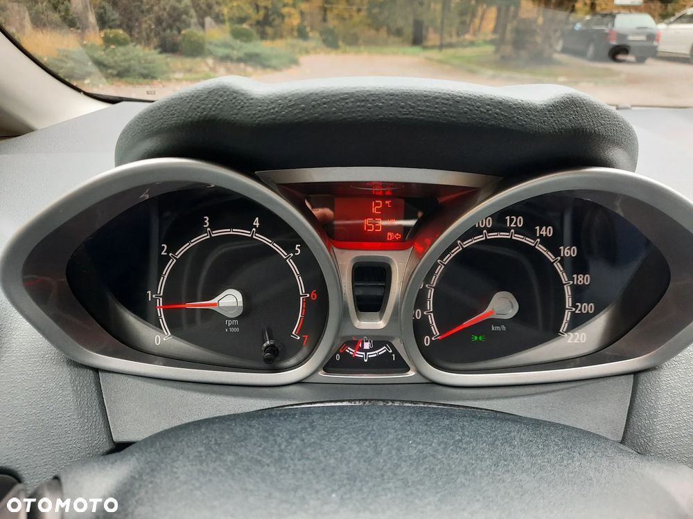 Ford Fiesta - 20