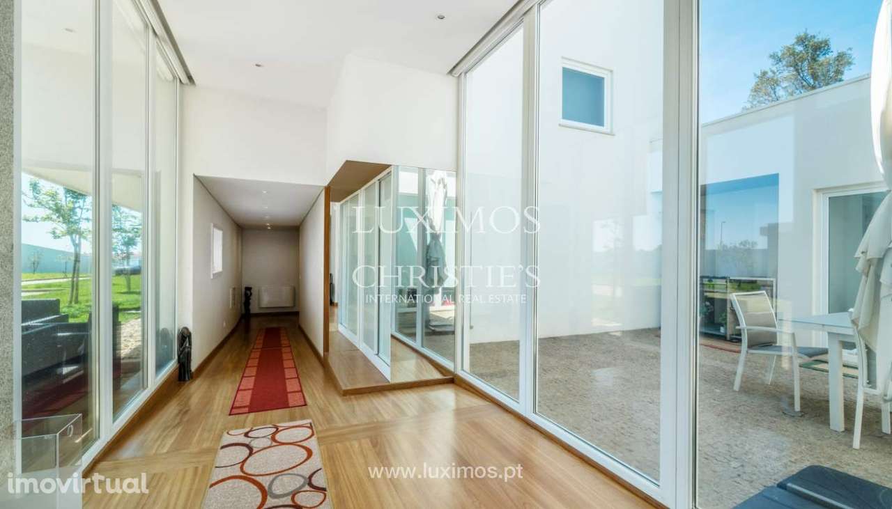 Venda de moradia de luxo com piscina, com vistas mar e rio, V. N. Gaia - Grande imagem: 2/17