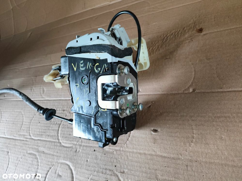 KIA VENGA 09- ZAMEK DRZWI PRZAWY PRZÓD 6-PIN - 3