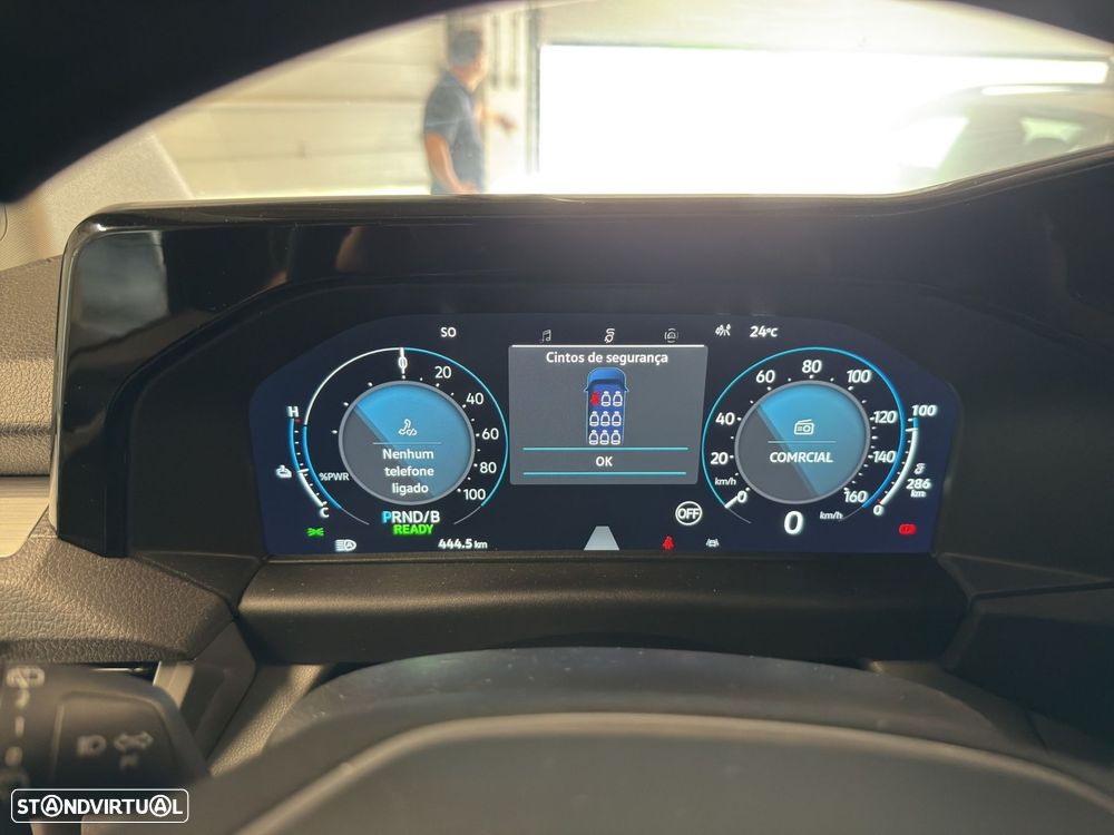 VW Caravelle 83 kWh Life - 15