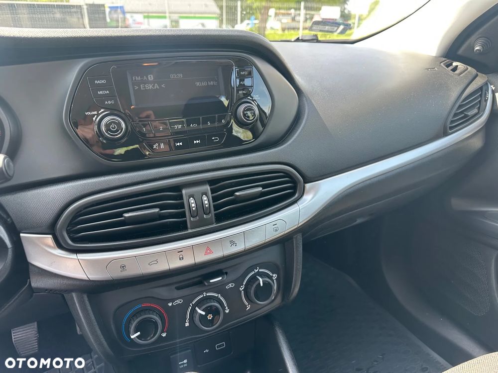 Fiat Tipo 1.4 16V - 11