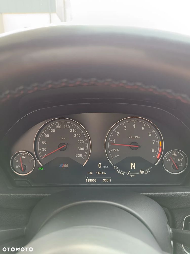 BMW M4 Coupe DKG - 32
