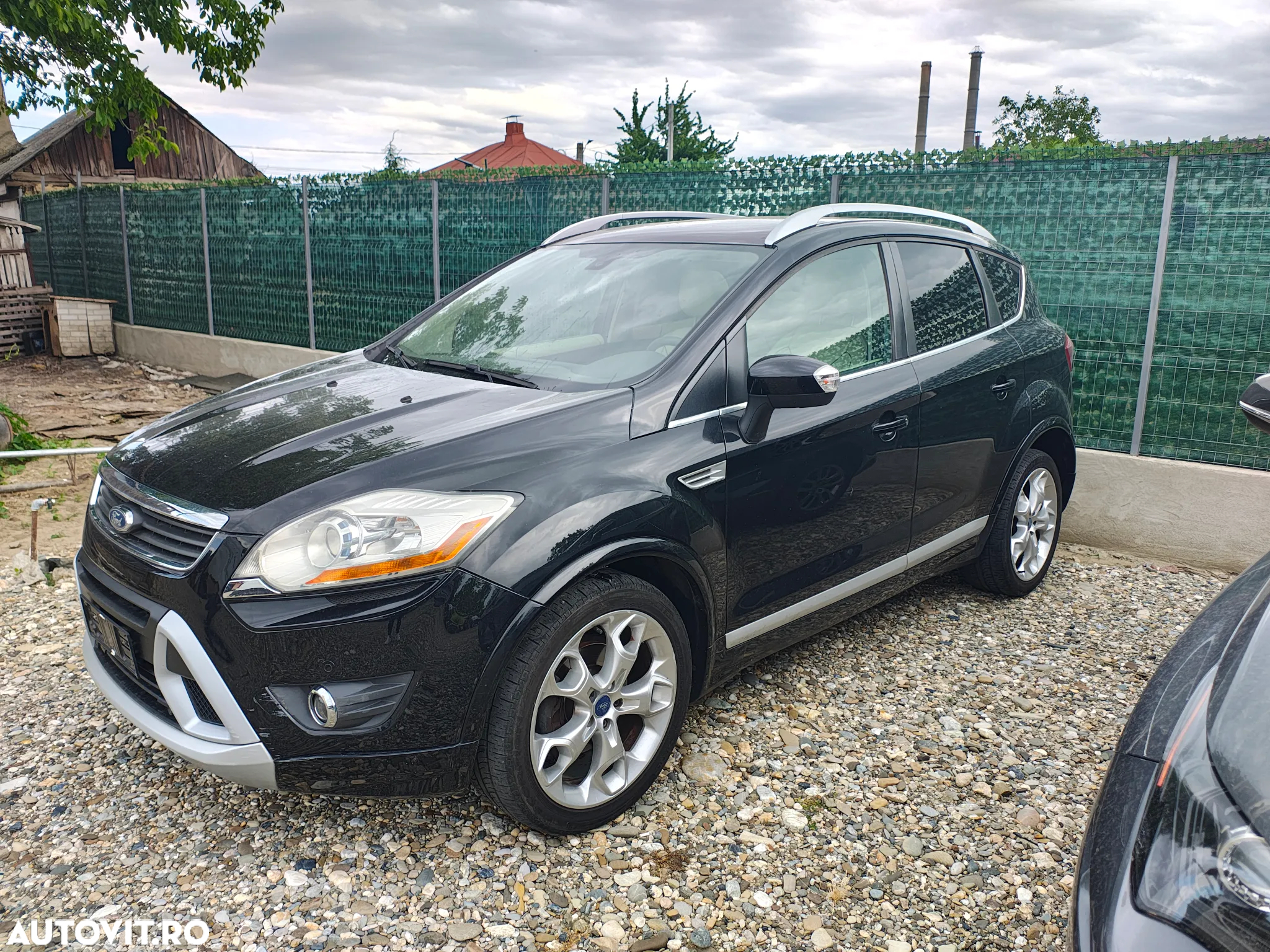 Ford Kuga 2.0 TDCi 4x4 Aut. Champions Edition - 2