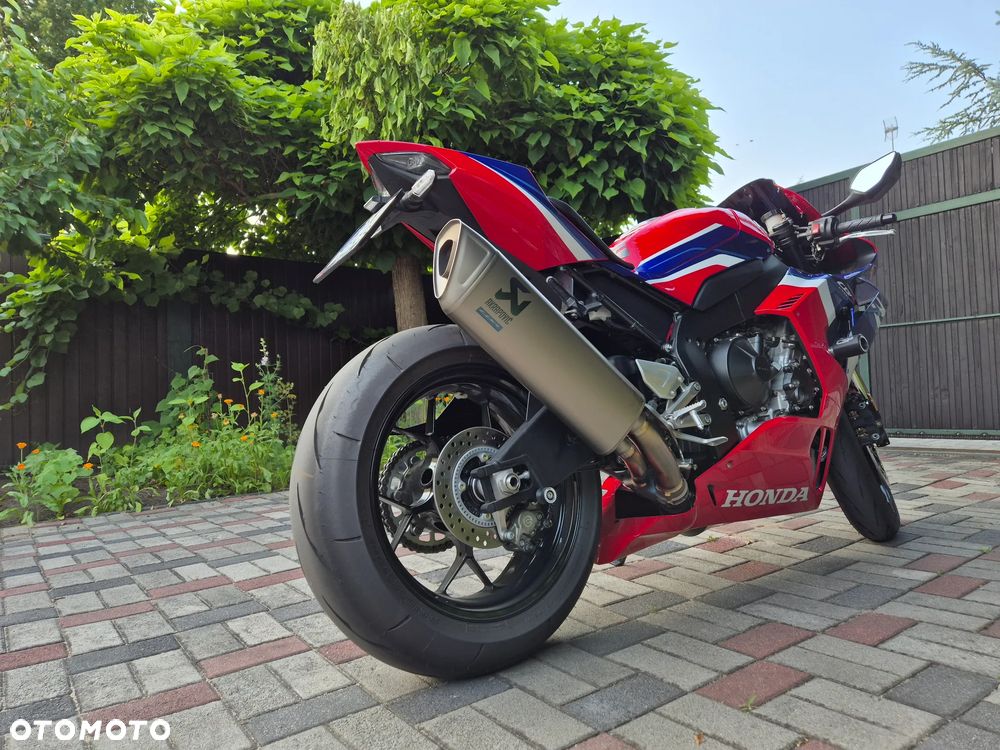 Honda CBR - 16