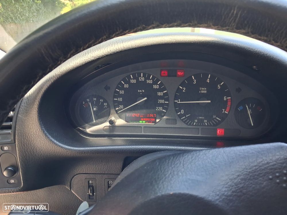 BMW 318 i - 6