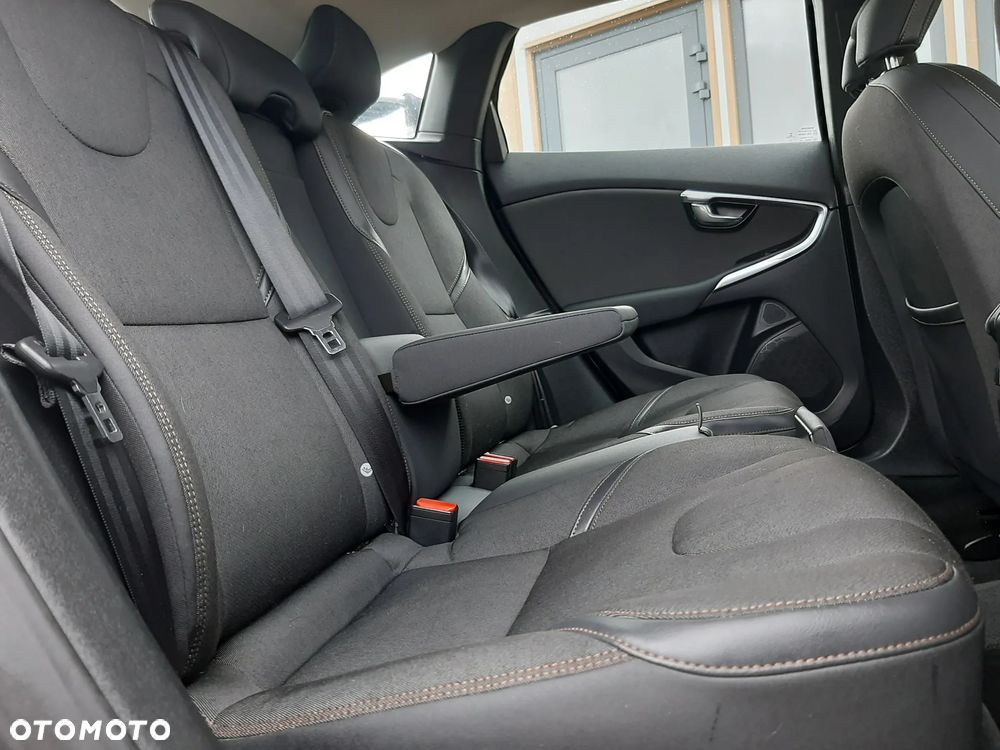 Volvo V40 Cross Country D3 Summum - 30