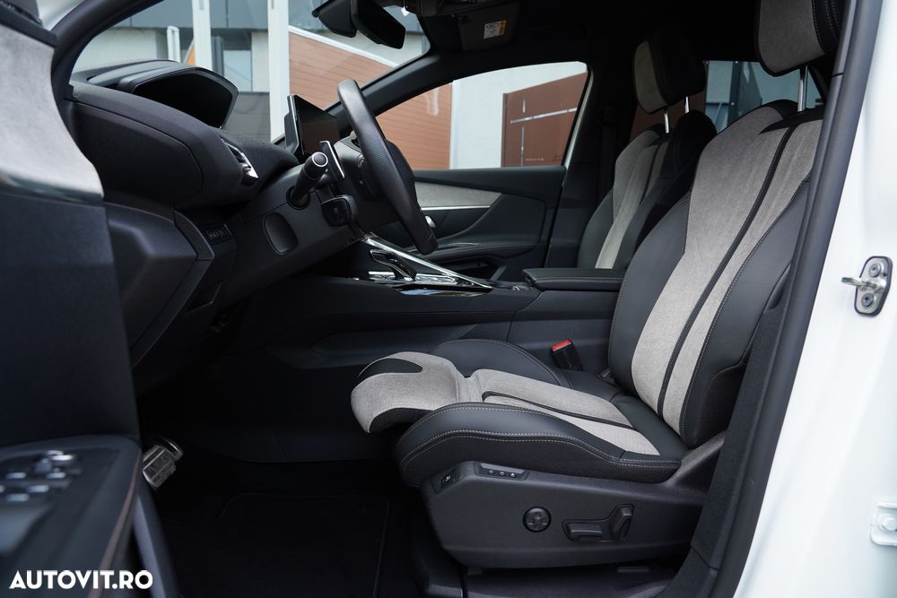 Peugeot 3008 PHEV 300 EAT8 4X4 Allure Pack - 29