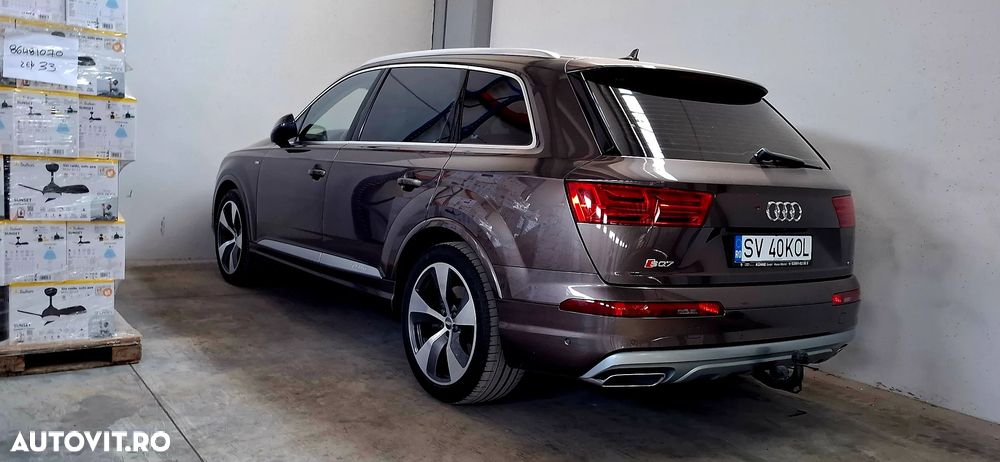 Audi Q7 - 12