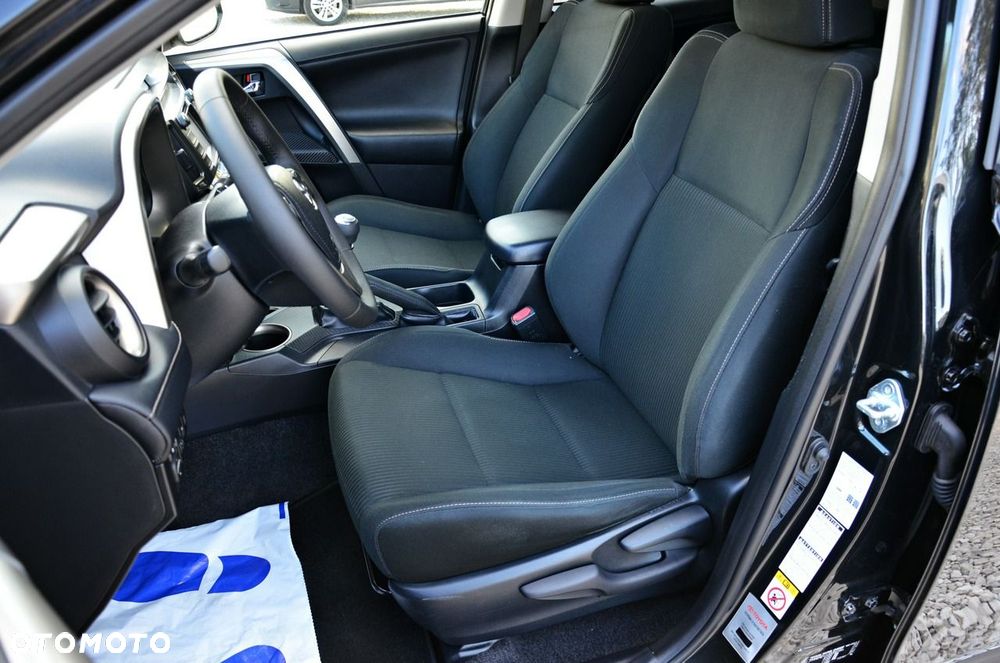 Toyota RAV4 2.0 Premium 4x4 - 31